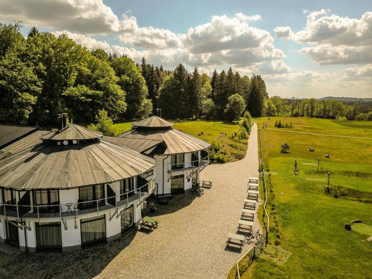 Hotel Dymnik 伦布尔克 外观 照片